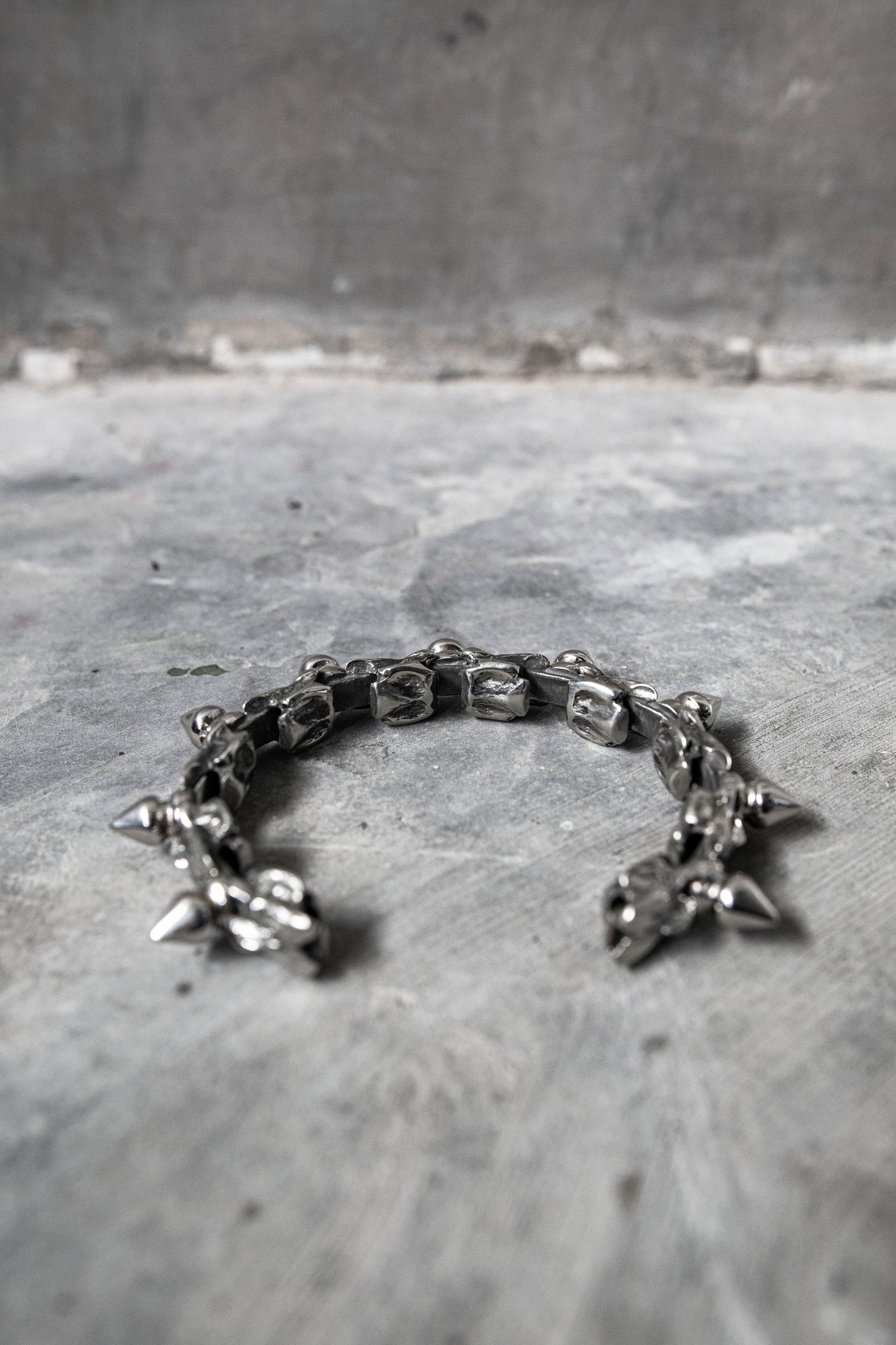 Vertebrae Spike 1.0 Metal Bracelet